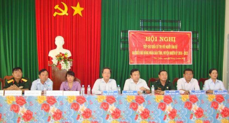 Ứng cử viên đại biểu HĐND tỉnh, huyện tiếp xúc với  cử tri 2 xã Suối Dây và Tân Thành, huyện Tân Châu